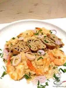 Smażony ryż z kalafiora z krewetkami