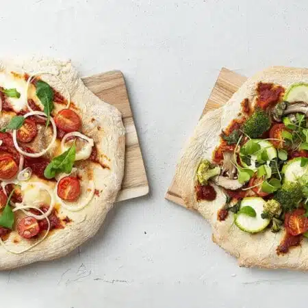 Zdrowe dania dla dzieci - pizza z dużą ilością warzyw